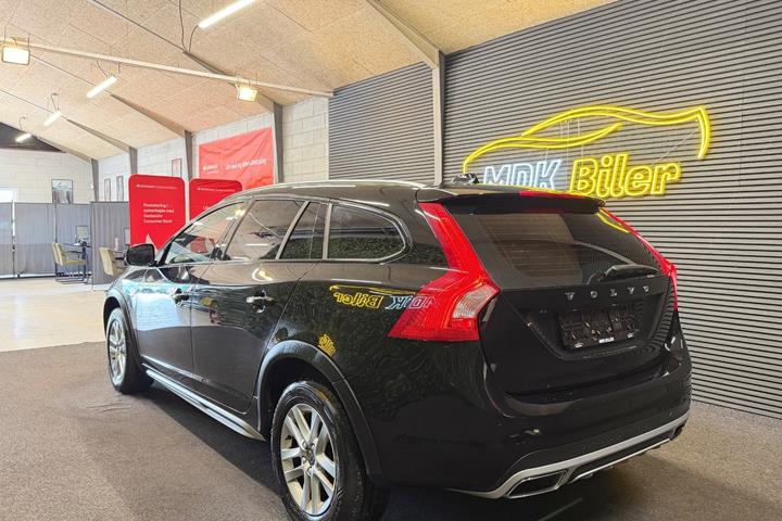 undefined Volvo V60 CC fra 2017 set udefra