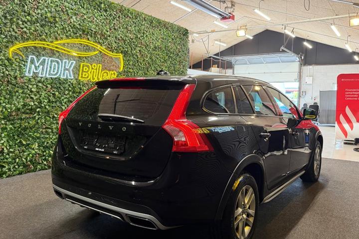 undefined Volvo V60 CC fra 2017 set udefra
