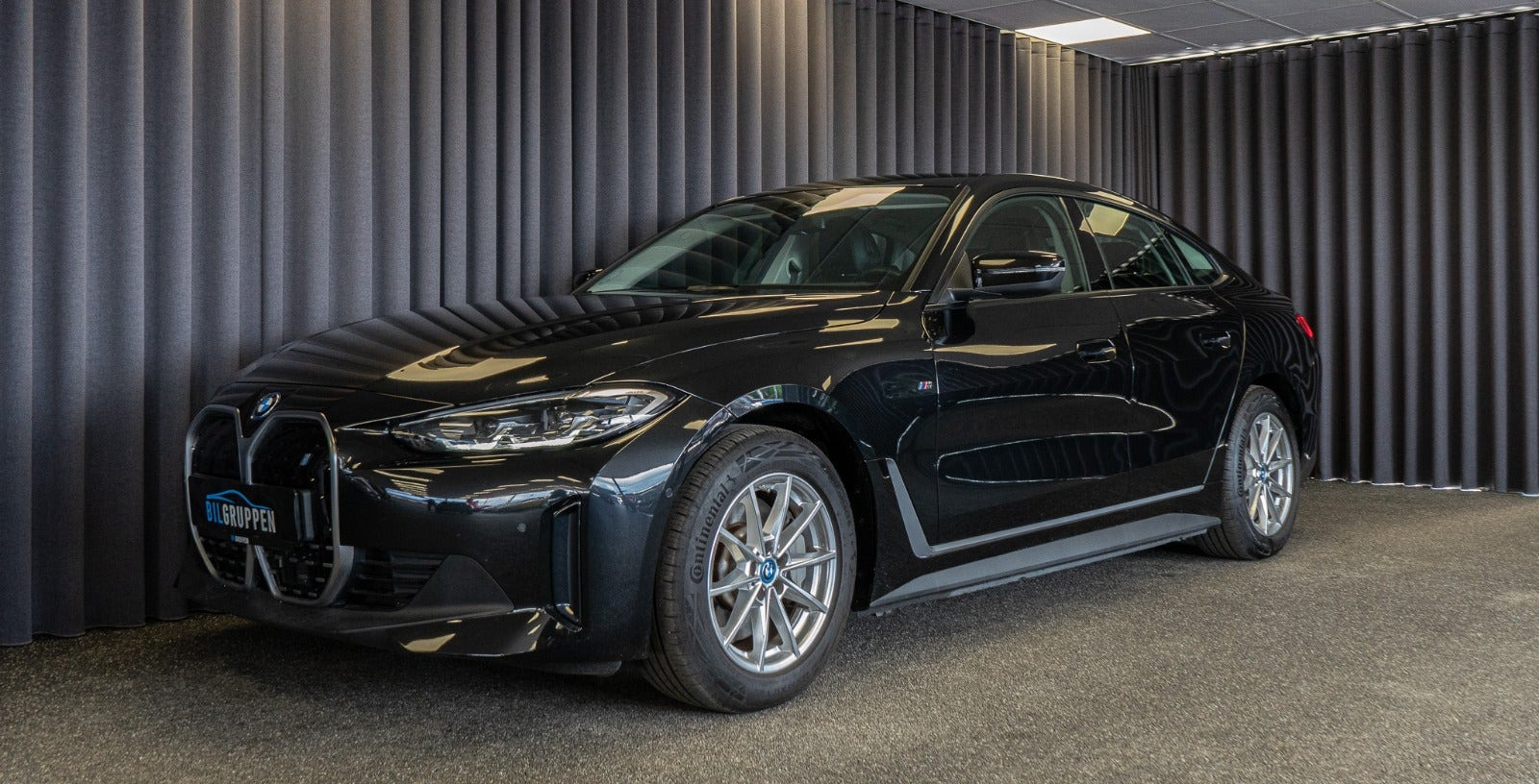 Sort BMW i4 fra 2023