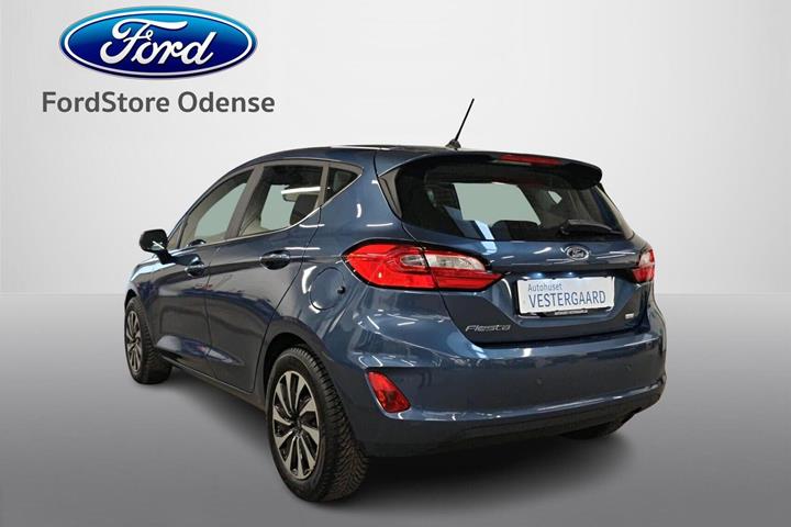 Blå Ford Fiesta fra 2022