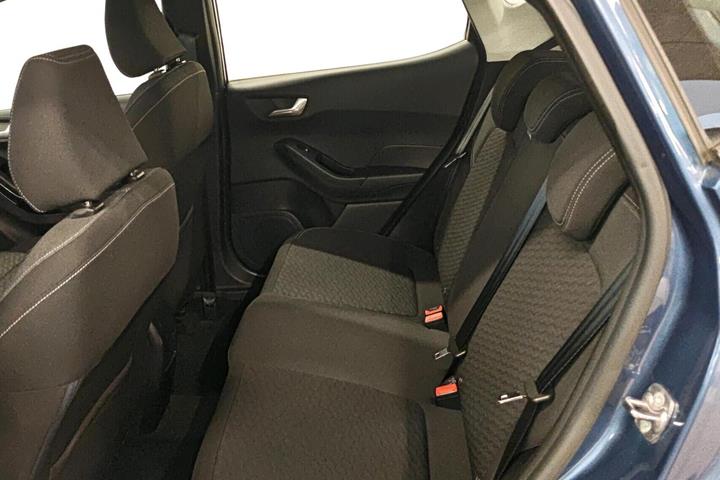 Blå Ford Fiesta fra 2022