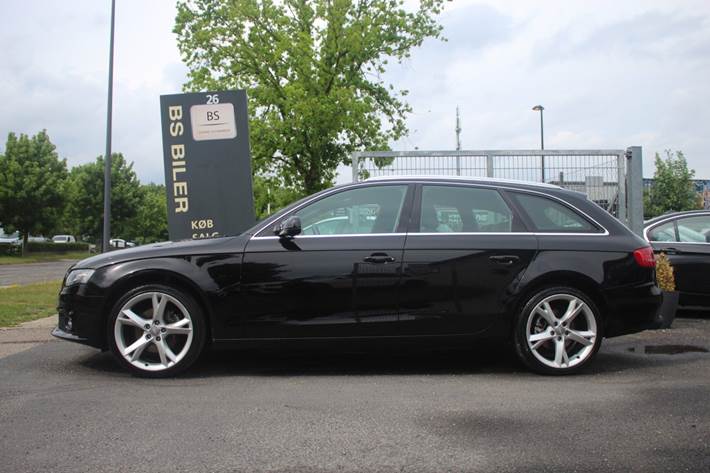 Sort Audi A4 fra 2011