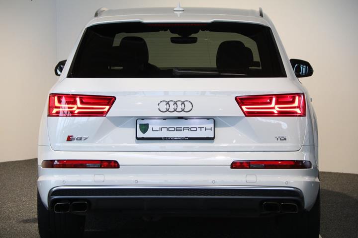 Hvid Audi SQ7 fra 2017
