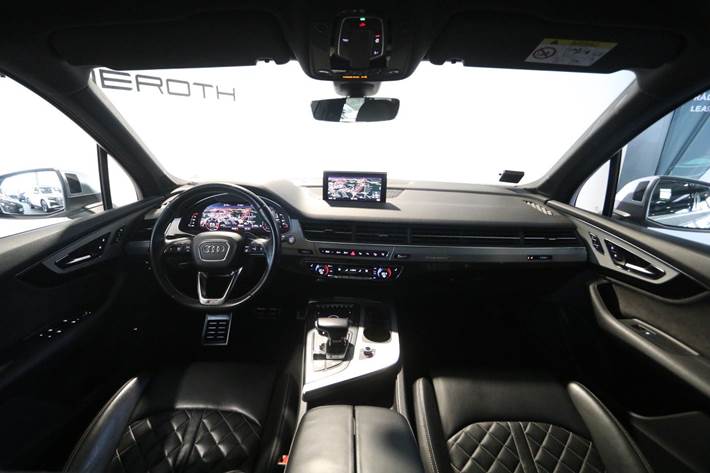 Hvid Audi SQ7 fra 2017
