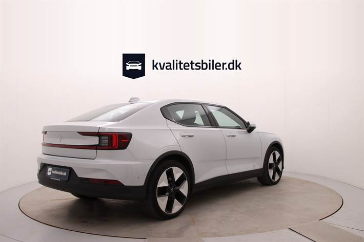 Sølv Polestar 2 fra 2023