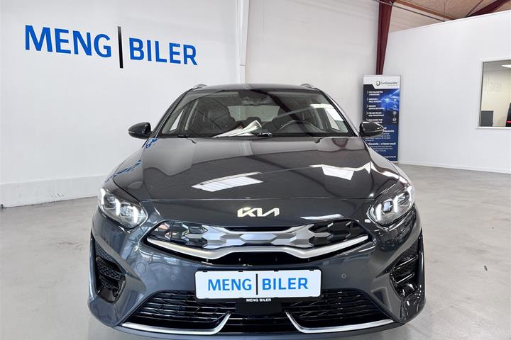 Grå Kia Ceed fra 2021