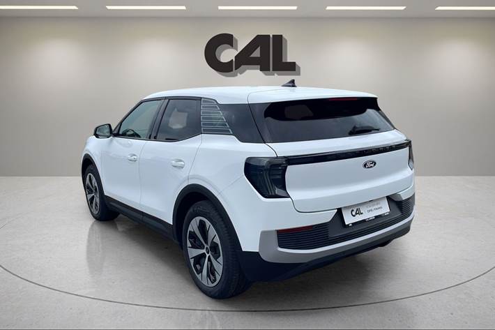 Hvid Ford Explorer fra 2026