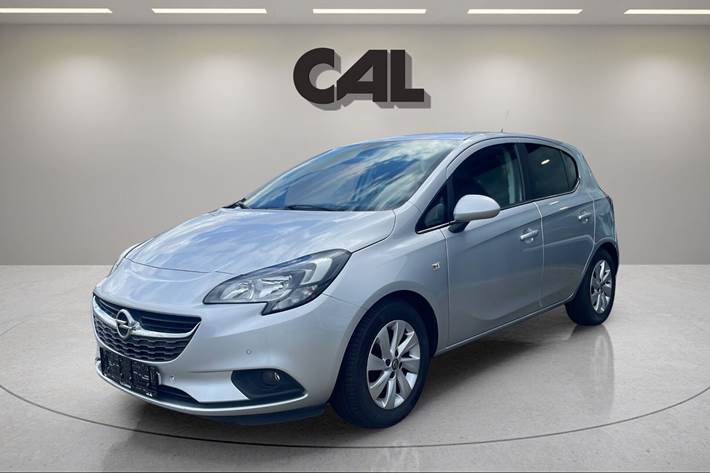 Sølv Opel Corsa fra 2019