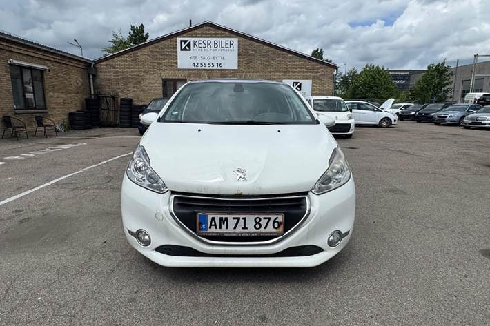 undefined Peugeot 208 fra 2014