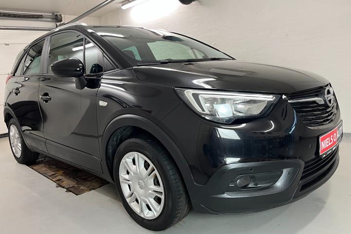Sort Opel Crossland X fra 2019