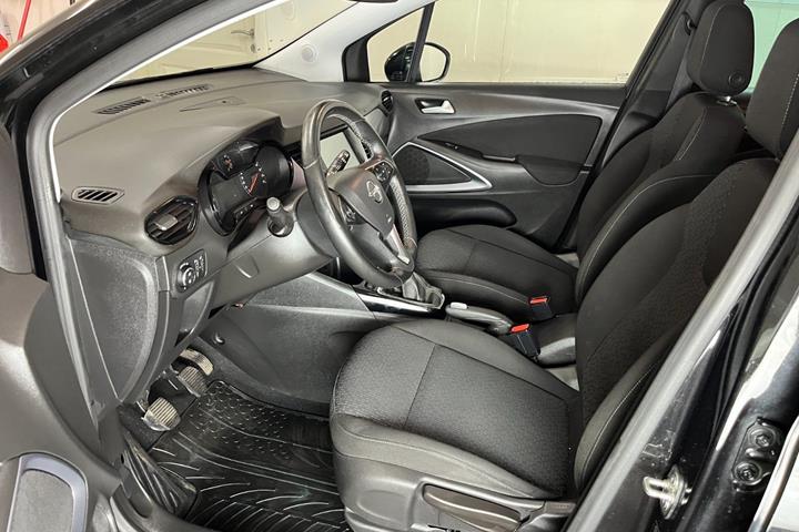 Sort Opel Crossland X fra 2019