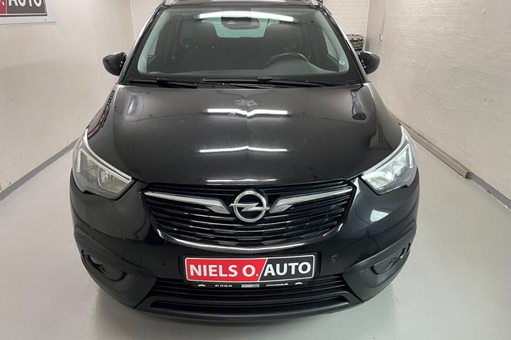 Sort Opel Crossland X fra 2019