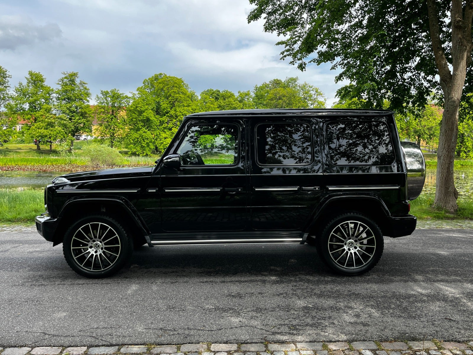 Sort Mercedes G500 fra 2019