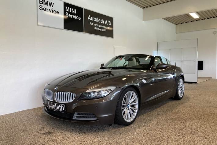 Brun BMW Z4 fra 2009