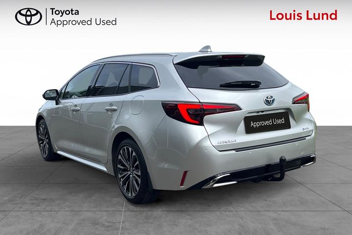 undefined Toyota Corolla fra 2024