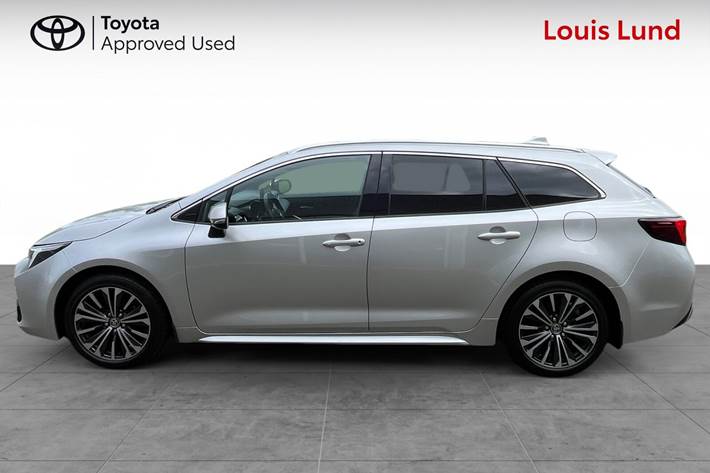 undefined Toyota Corolla fra 2024