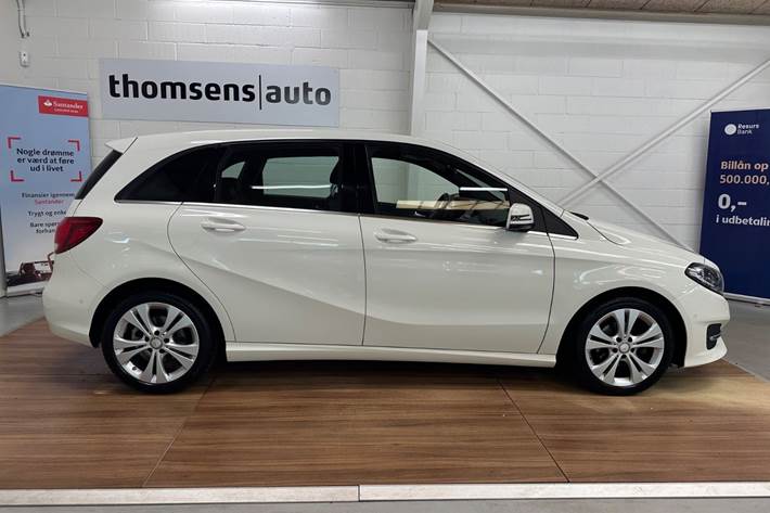Hvid Mercedes B180 d fra 2017