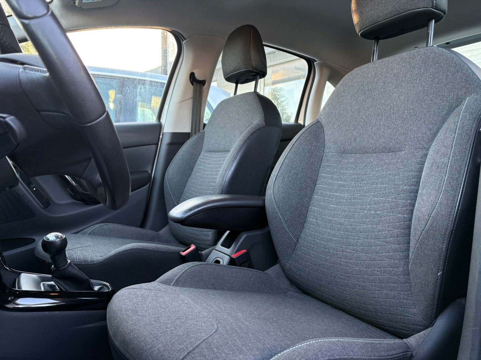 Grøn Citroën C3 fra 2016