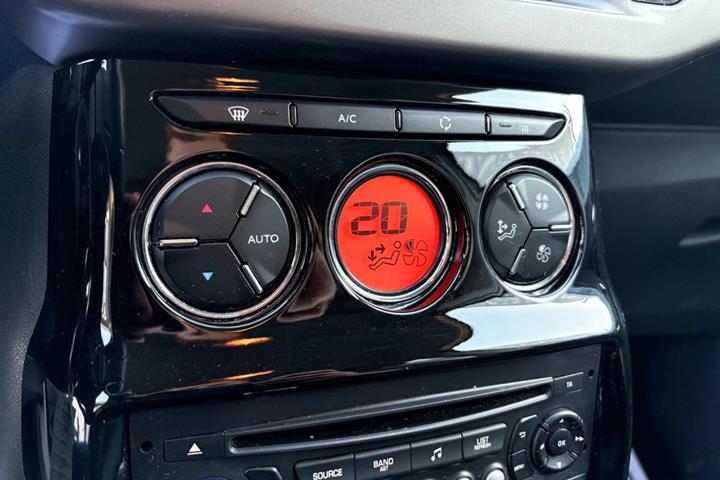 Grøn Citroën C3 fra 2016