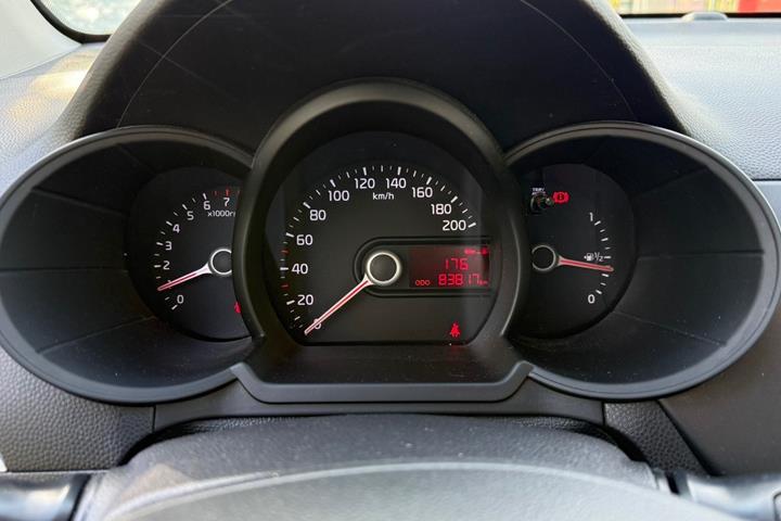 Grøn Kia Picanto fra 2014