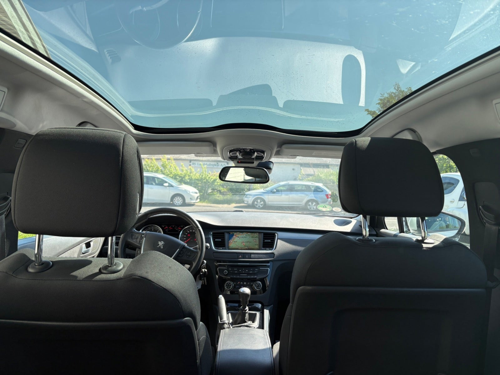 Grøn Peugeot 508 fra 2014