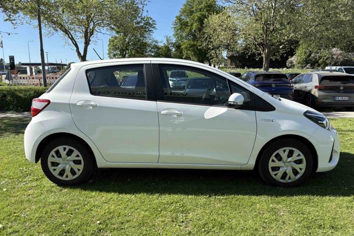 undefined Toyota Yaris fra 2017