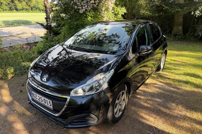 undefined Peugeot 208 fra 2018