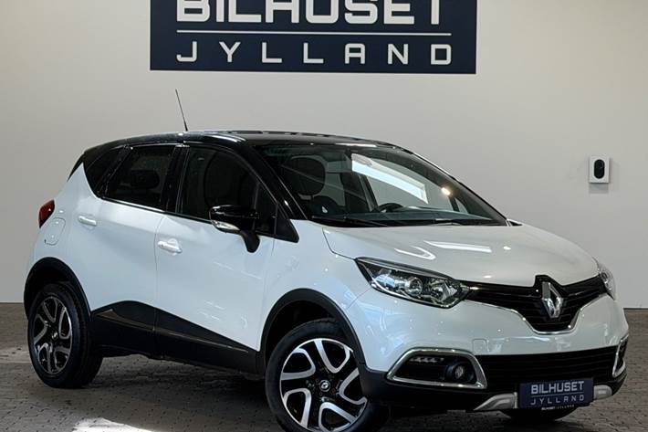 Hvid Renault Captur fra 2017 set udefra