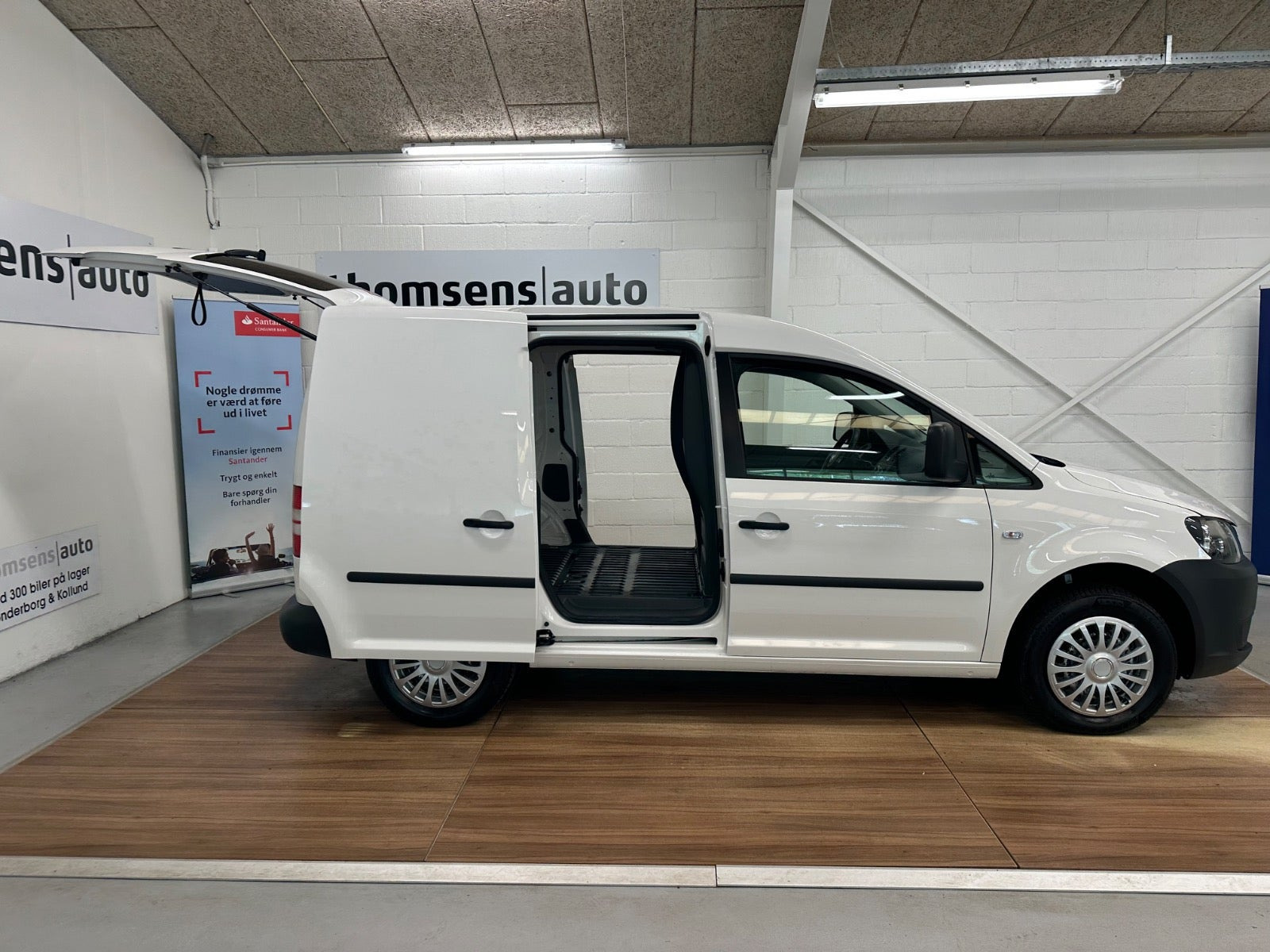 Hvid VW Caddy fra 2012