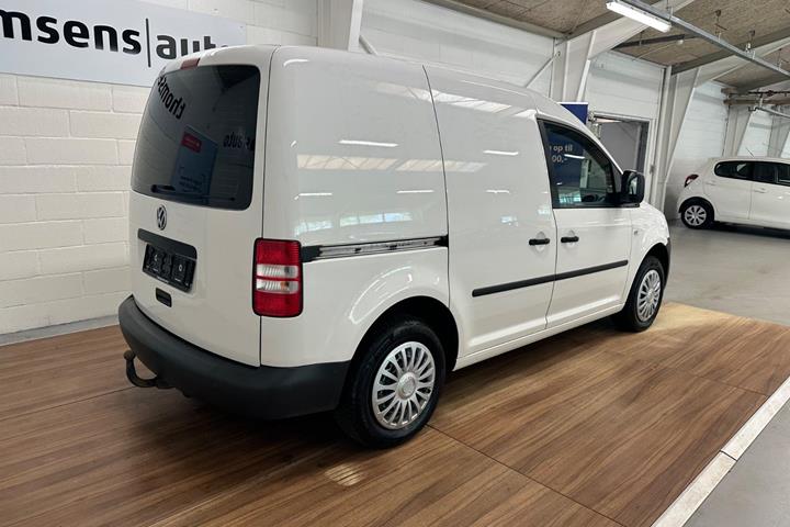 Hvid VW Caddy fra 2012