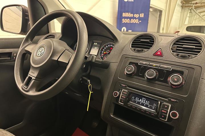 Hvid VW Caddy fra 2012