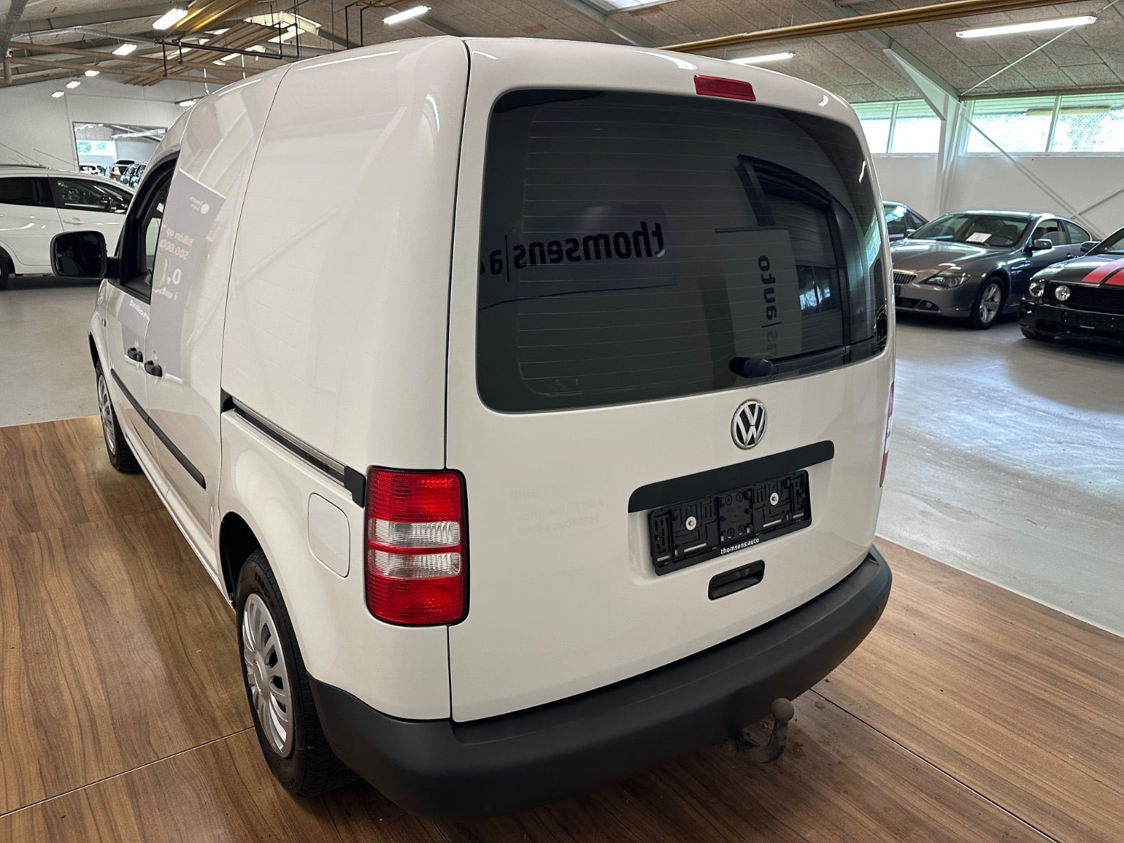 Hvid VW Caddy fra 2012