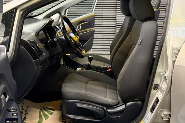 undefined Kia Rio fra 2015