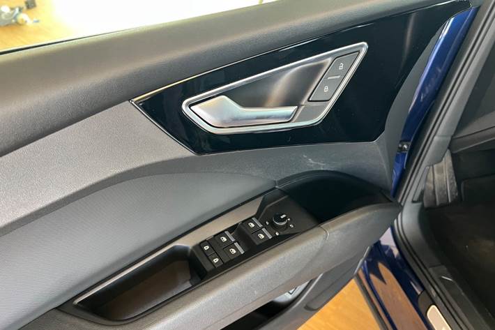 Grøn Audi Q4 e-tron fra 2022