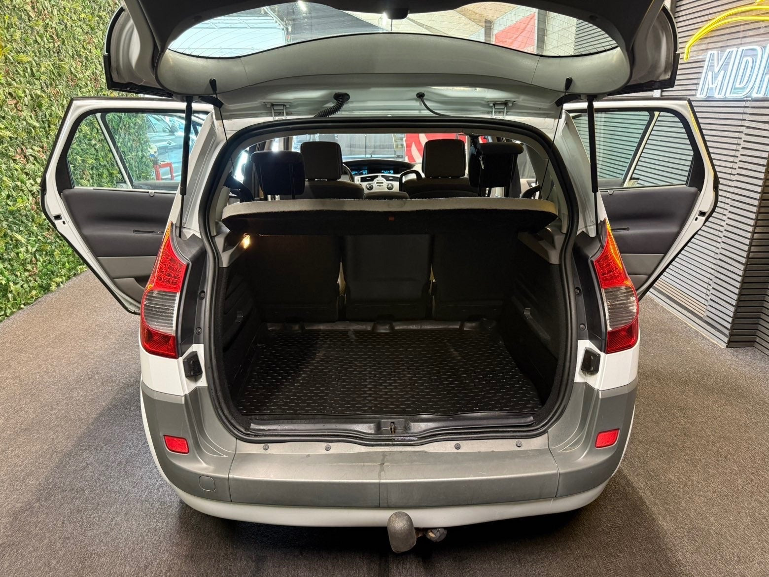 undefined Renault Scenic II fra 2008