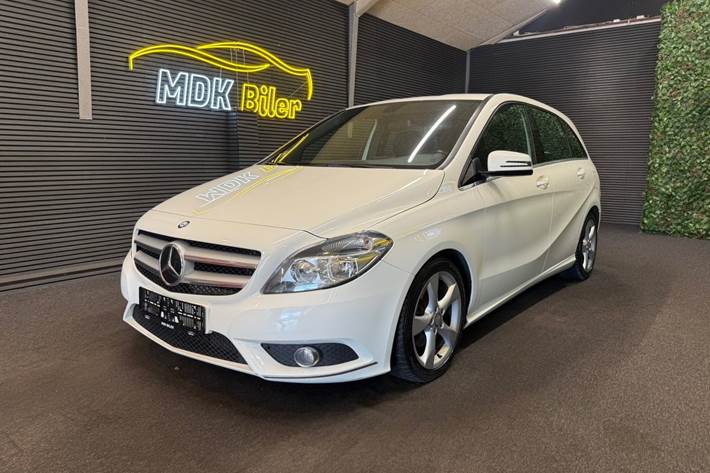 undefined Mercedes B180 fra 2013