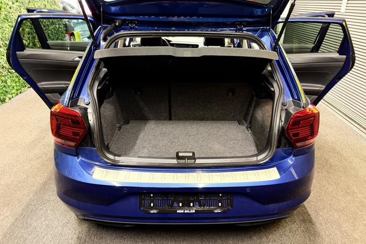 Blå VW Polo fra 2018