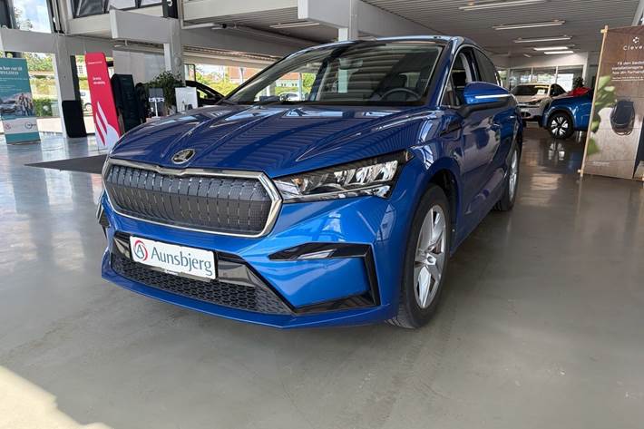 Blå Skoda Enyaq fra 2022
