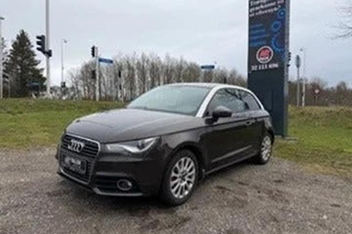 Brun Audi A1 fra 2011