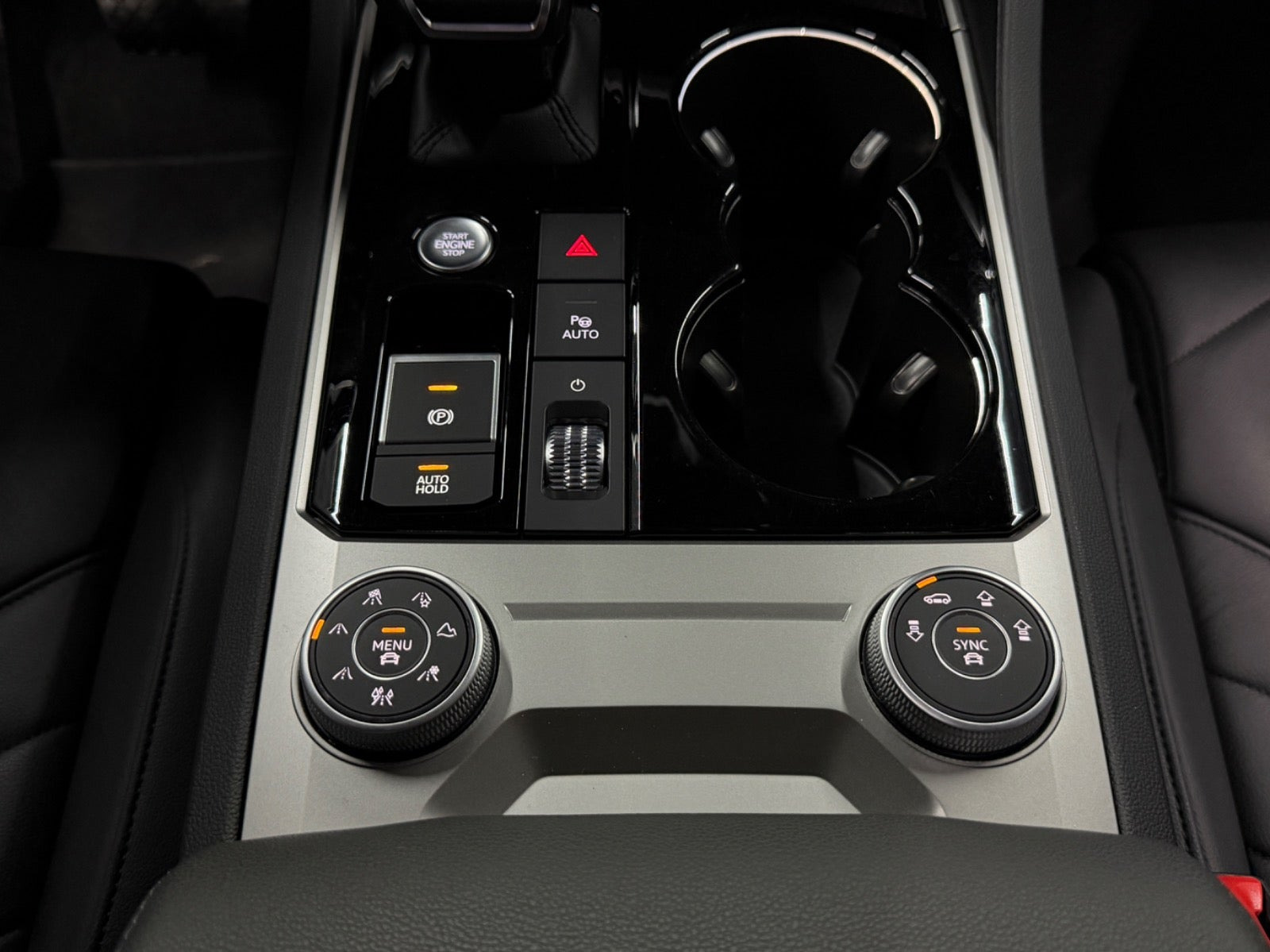 Sort VW Touareg fra 2022