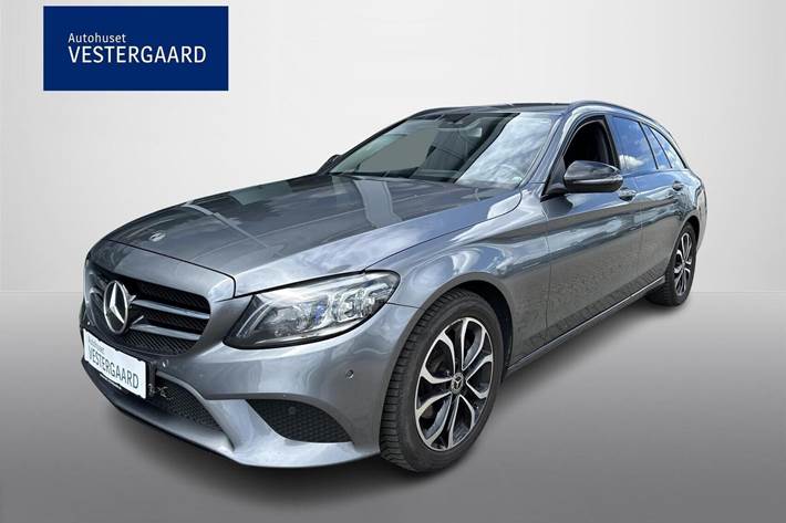 Grå Mercedes C220 d fra 2018