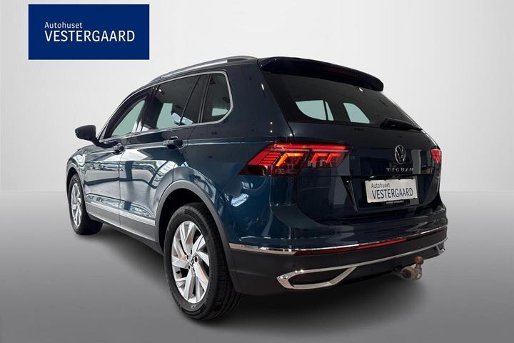 Blå VW Tiguan fra 2021