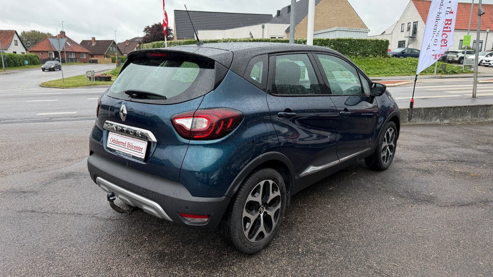 Blå Renault Captur fra 2018