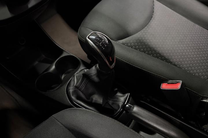 Sort Opel Karl fra 2017