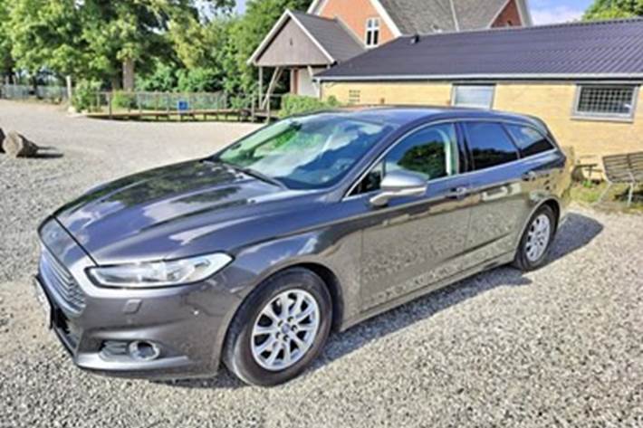 undefined Ford Mondeo fra 2015