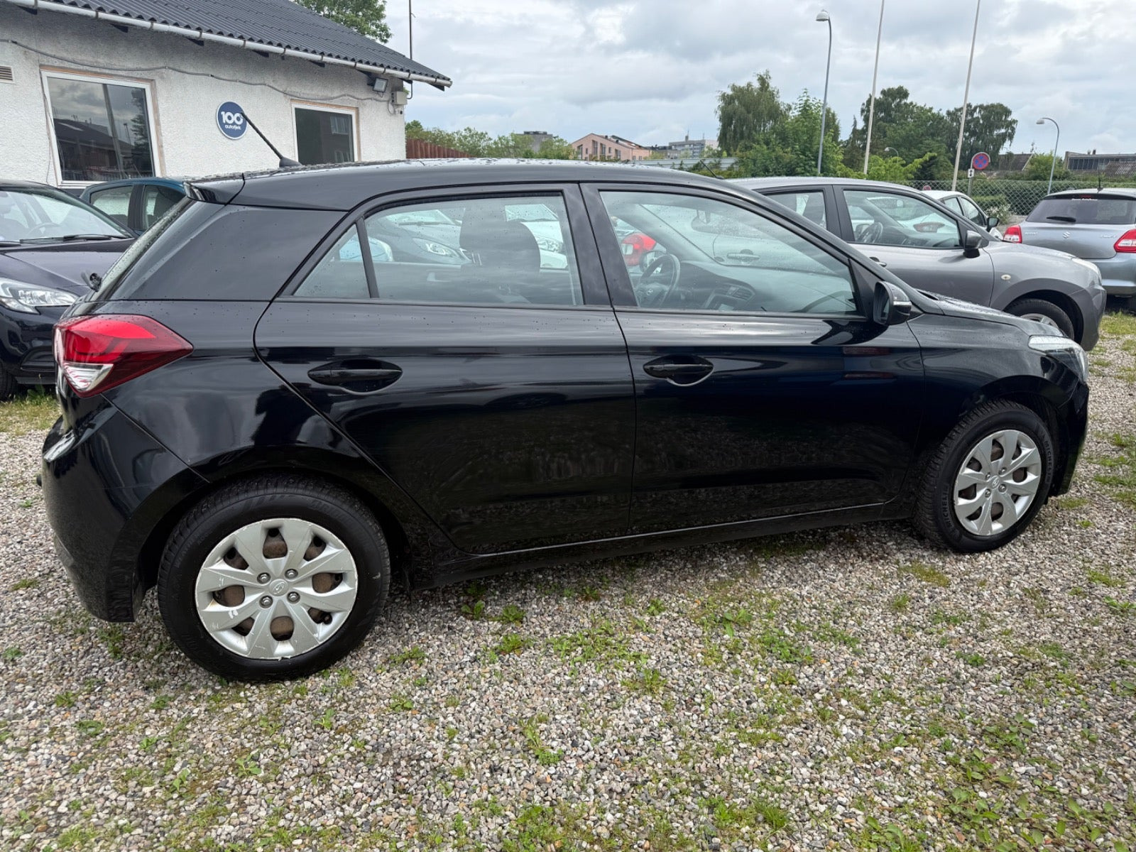 Sort Hyundai i20 fra 2017