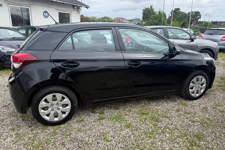 Sort Hyundai i20 fra 2017