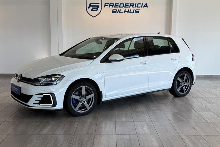 undefined VW Golf VII fra 2020 set udefra
