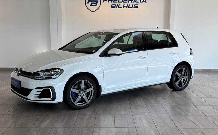 VW Golf VII 1,4 GTE DSG