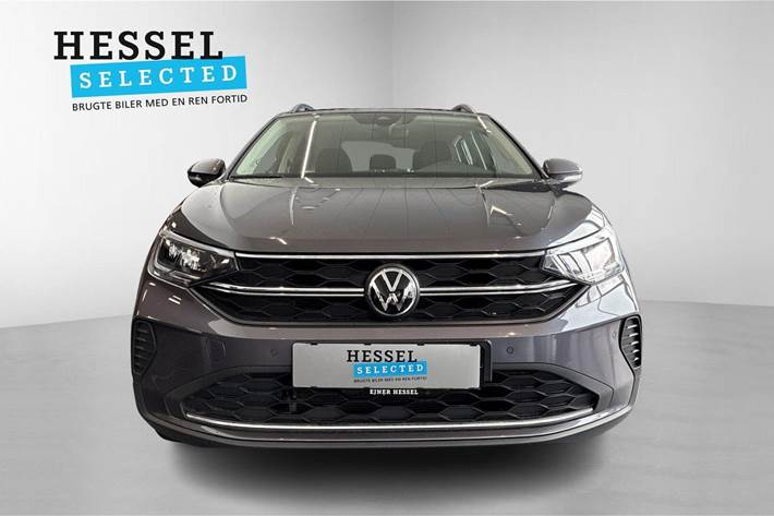 Grå VW Taigo fra 2022